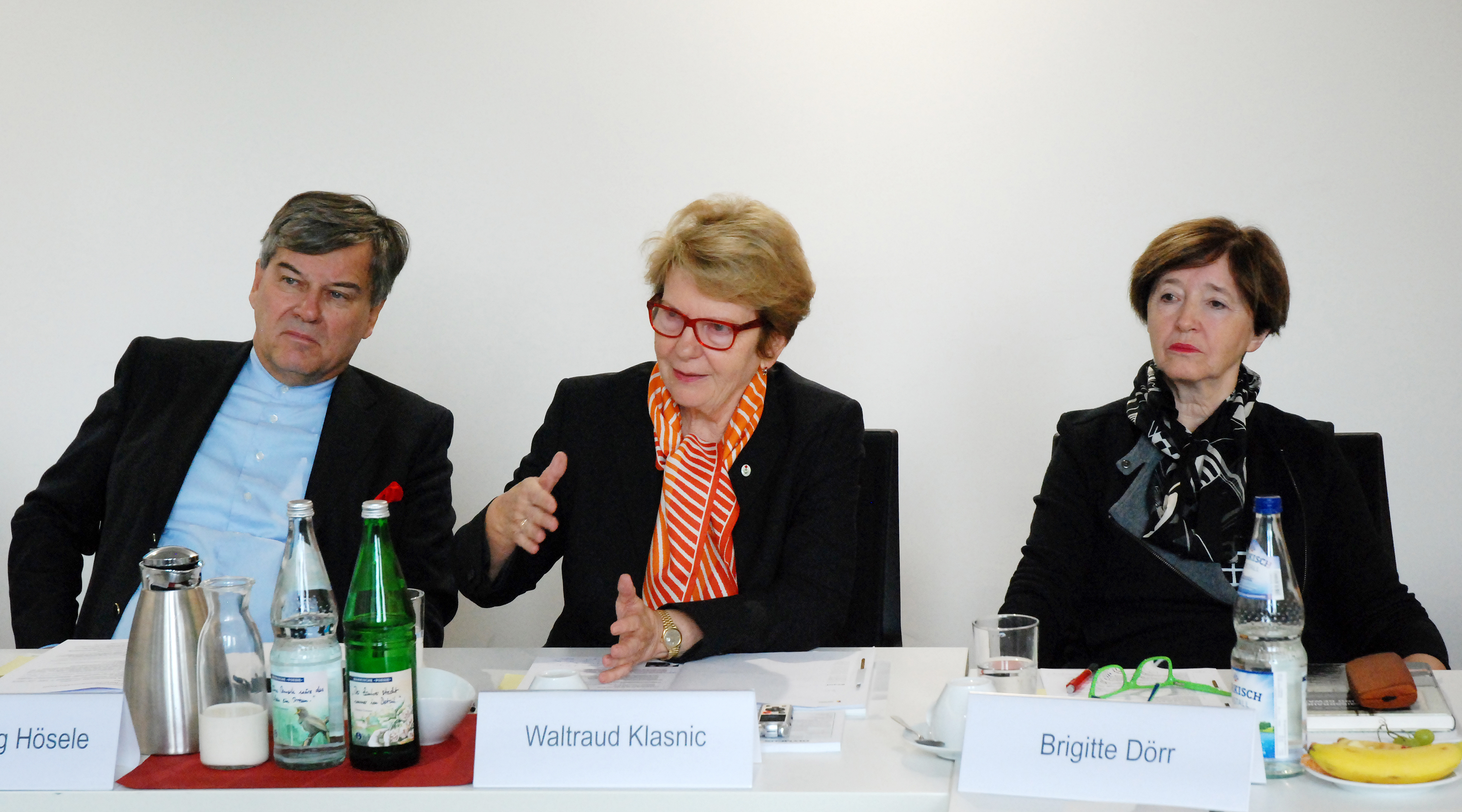 von links nach rechts: Prof. Herwig Hösele, Waltraud Klasnic, Brigitte Dörr